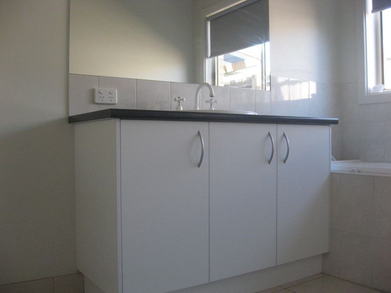 77 Meanderri Drive, Inverloch VIC 3996