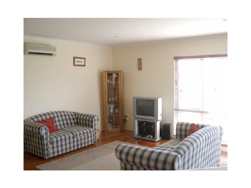 2 Fairfax Court, Inverloch VIC 3996