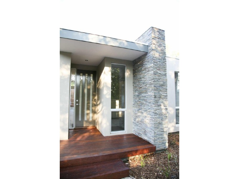 Unit 2/9 Park Street, Inverloch VIC 3996
