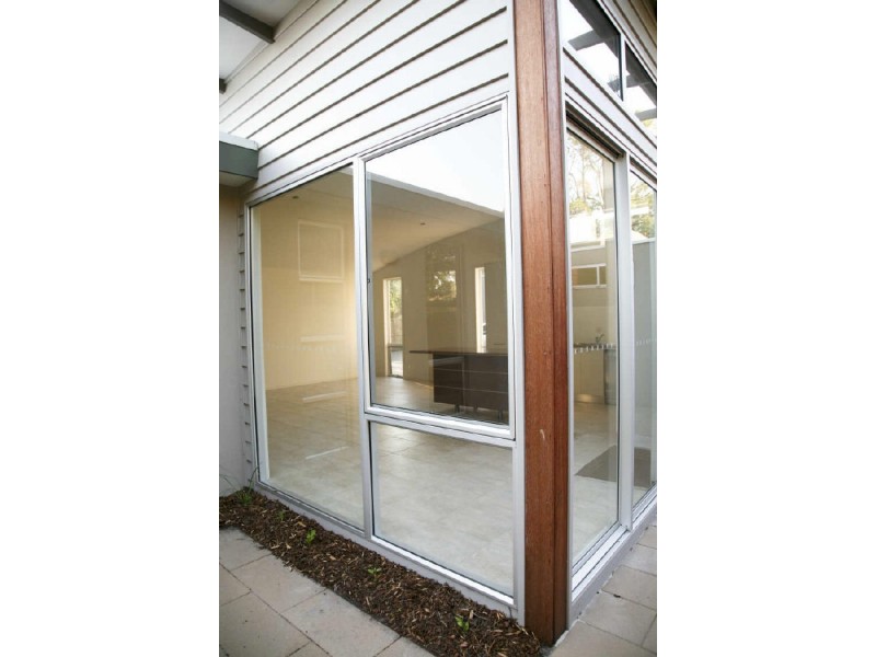 Unit 2/9 Park Street, Inverloch VIC 3996