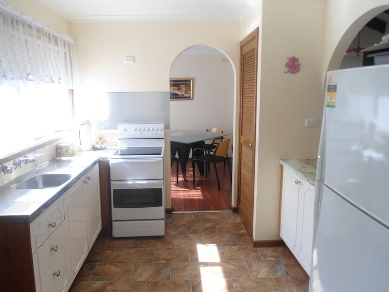 5/12-14 The Crescent, Inverloch VIC 3996