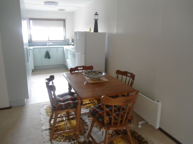 7 Wilson Avenue, Inverloch VIC 3996