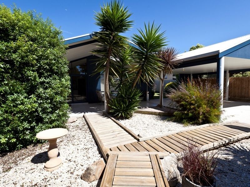21 Tamara Crescent, Inverloch VIC 3996