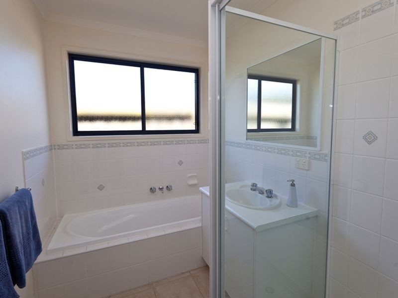 21 Tamara Crescent, Inverloch VIC 3996