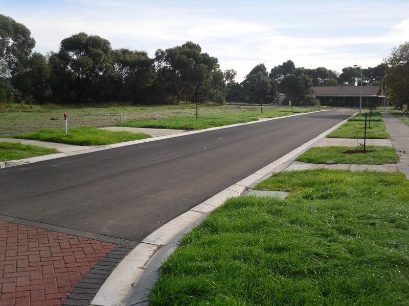 Blue Wren Way, Inverloch VIC 3996