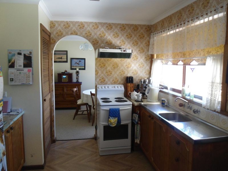 8/12-14 The Crescent, Inverloch VIC 3996