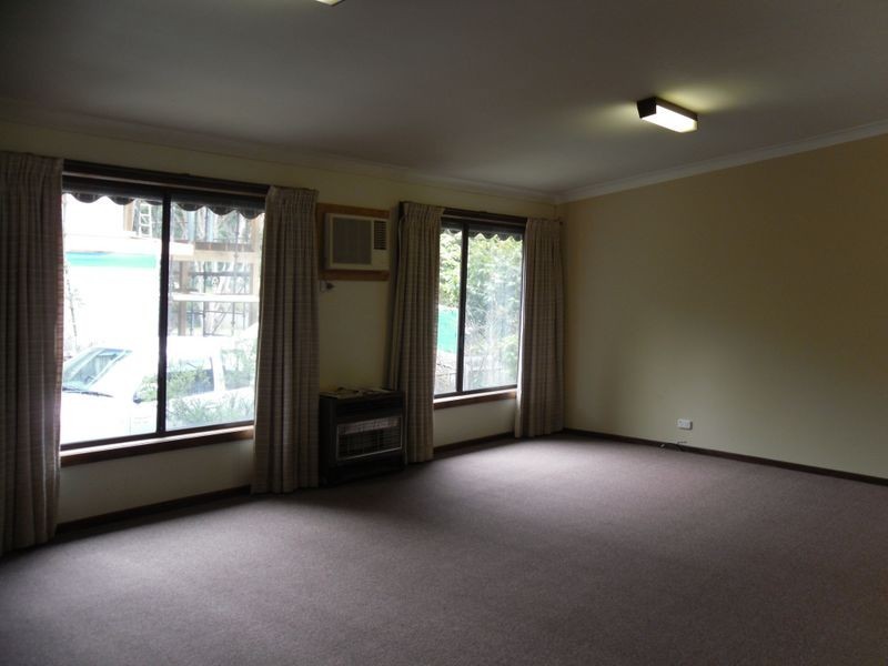 33 Halford Street, Inverloch VIC 3996