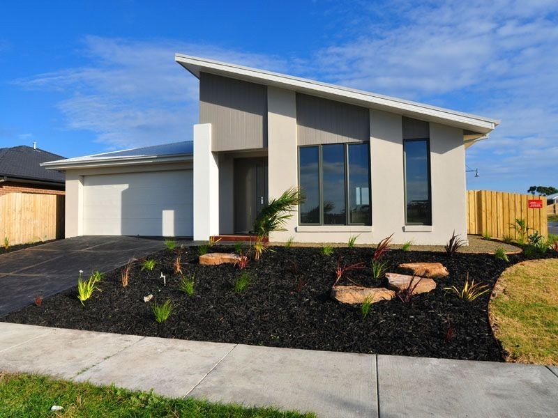 15 Queenscliff Drive, Inverloch VIC 3996