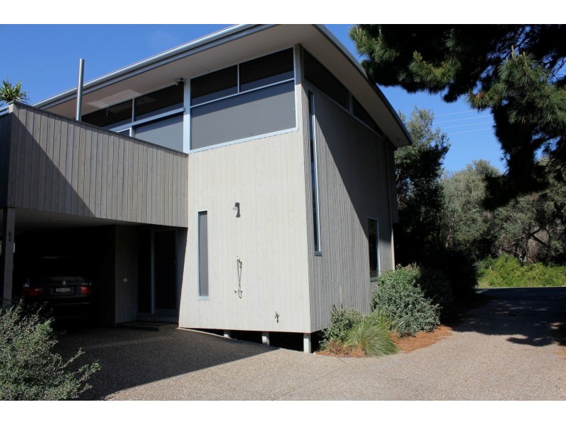 Unit 1/9 Goroke Street, Inverloch VIC 3996