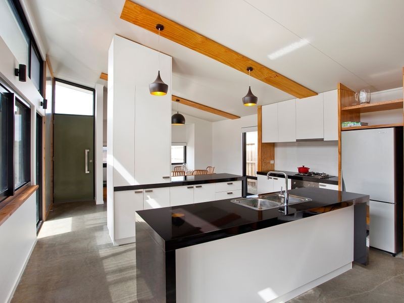 21 Surrey Place, Inverloch VIC 3996