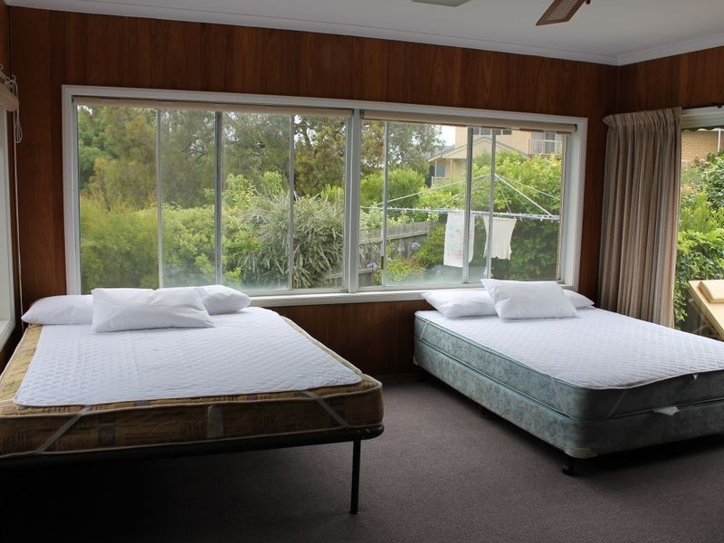 10 Hillside Ave, Inverloch VIC 3996