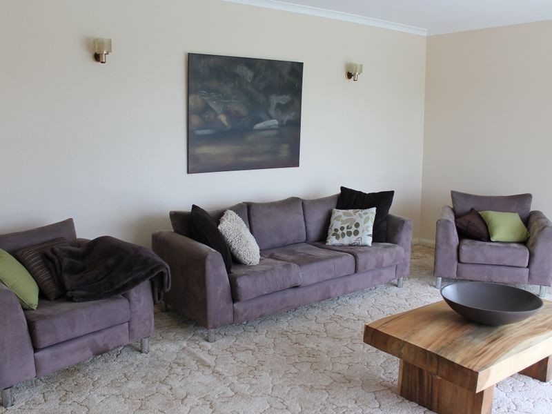 10 Hillside Ave, Inverloch VIC 3996