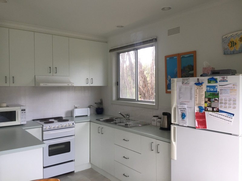 140 Lohr Avenue, Inverloch VIC 3996