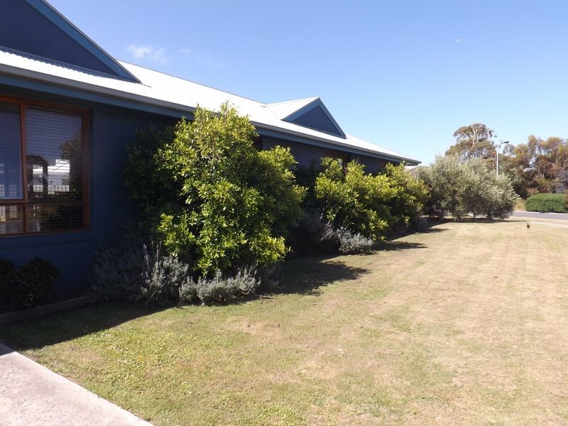 25 Meanderri Drive, Inverloch VIC 3996