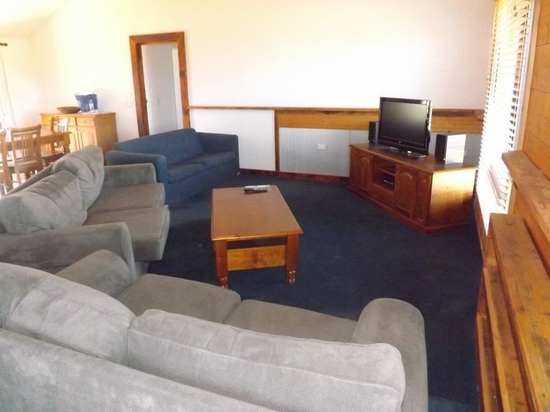 25 Meanderri Drive, Inverloch VIC 3996