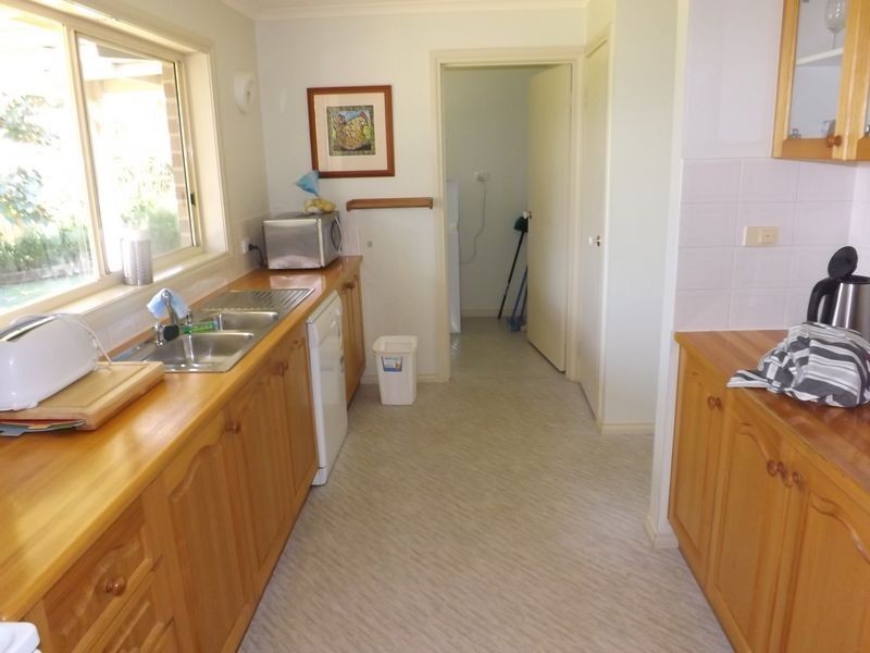 2 The Crescent, Inverloch VIC 3996