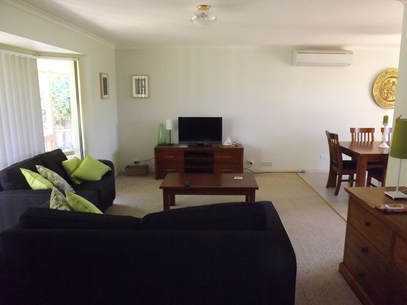 2 The Crescent, Inverloch VIC 3996