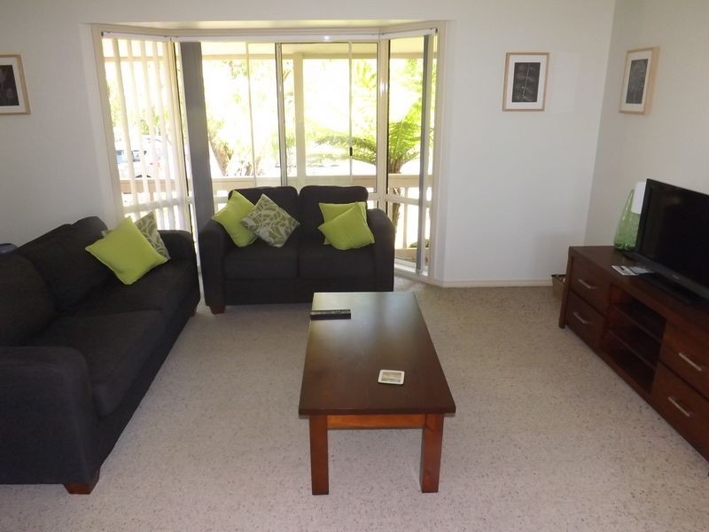 2 The Crescent, Inverloch VIC 3996