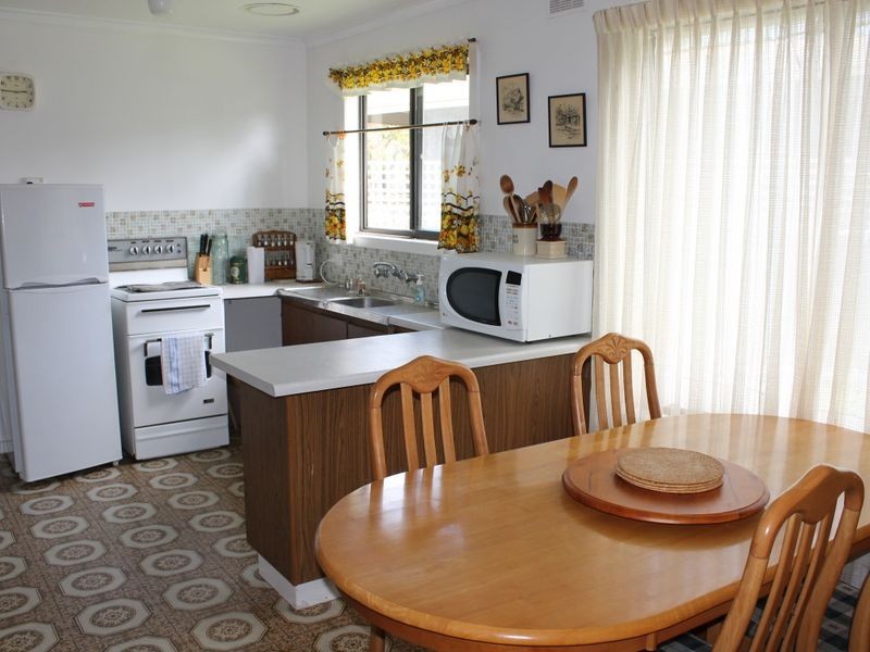 15 John Street, Inverloch VIC 3996