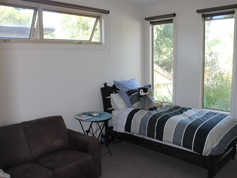 1/2 Freda Street, Inverloch VIC 3996