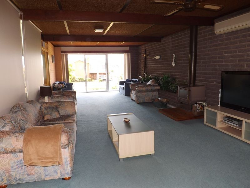 3 Kathryn Close, Inverloch VIC 3996