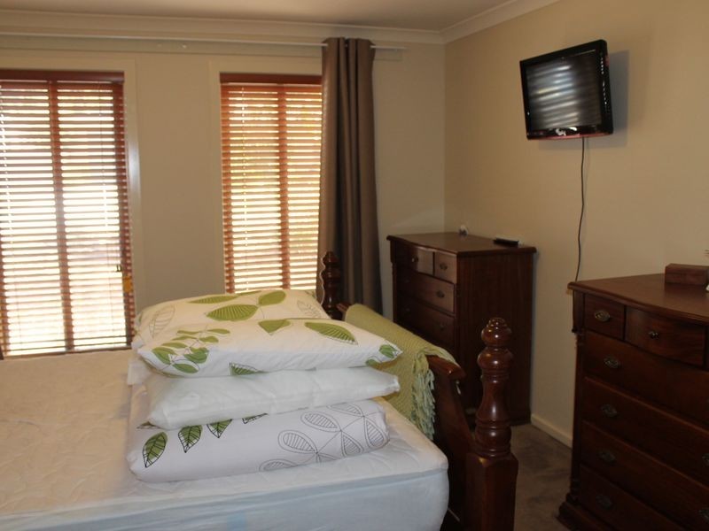 8 Messmate Terrace, Inverloch VIC 3996