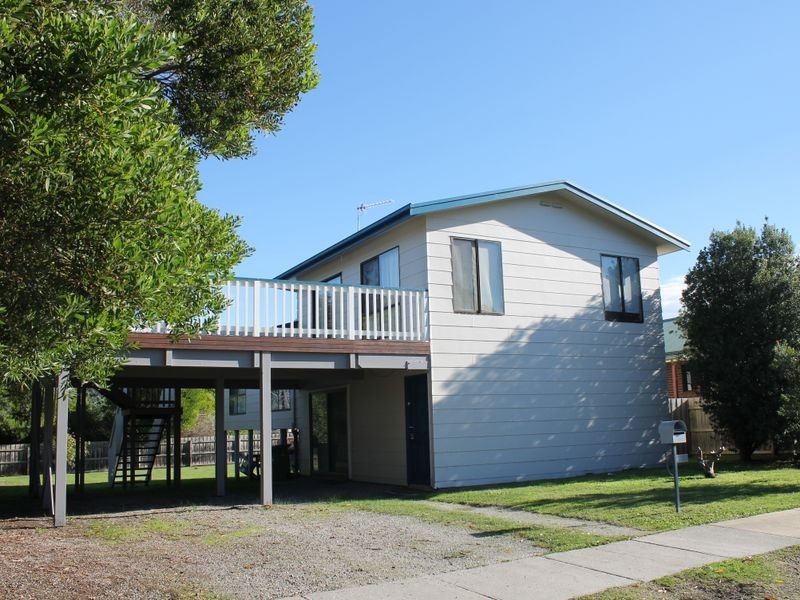 74 Tamara Crescent, Inverloch VIC 3996