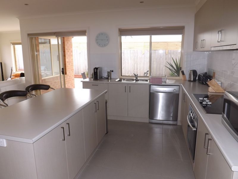 13 Honeyeater Circuit, Inverloch VIC 3996