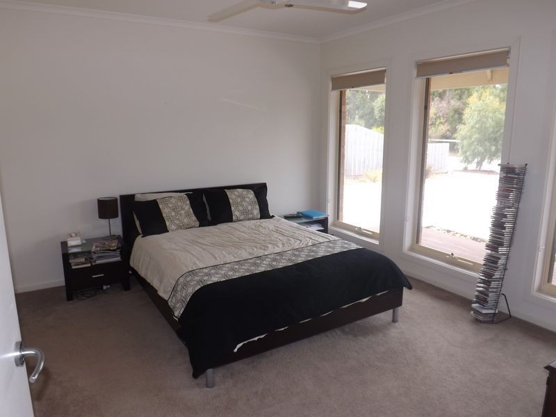 13 Honeyeater Circuit, Inverloch VIC 3996