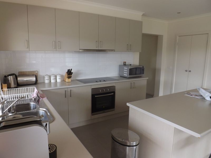 13 Honeyeater Circuit, Inverloch VIC 3996