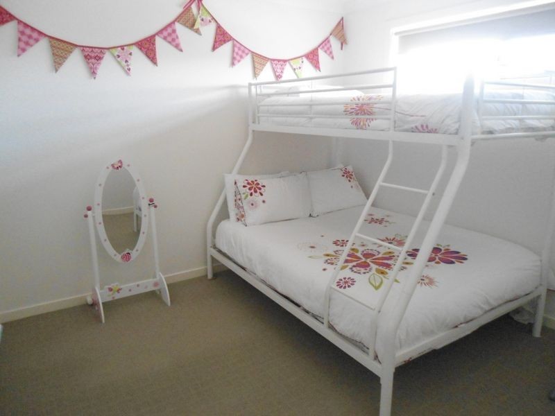 17 Oceanic Drive, Inverloch VIC 3996