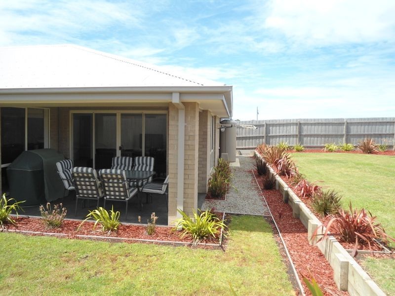 17 Oceanic Drive, Inverloch VIC 3996