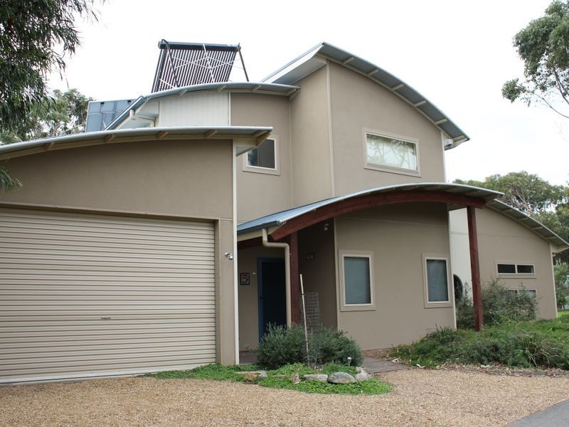5 / 62 Surf Parade, Inverloch VIC 3996