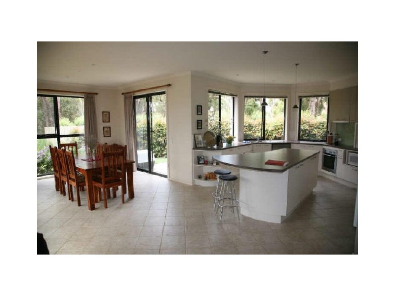 54 Woodland Heath Drive, Inverloch VIC 3996
