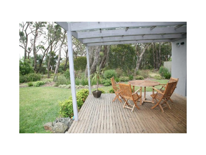 54 Woodland Heath Drive, Inverloch VIC 3996