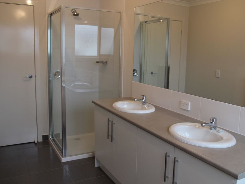 5 Regatta Place, Inverloch VIC 3996