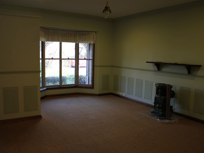 101 Bayview Ave, Inverloch VIC 3996