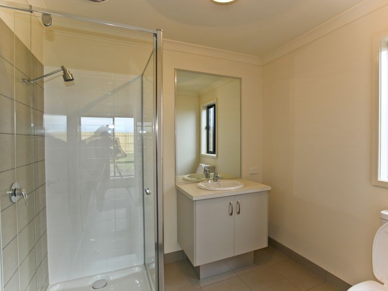 8 Somerset Place, Inverloch VIC 3996