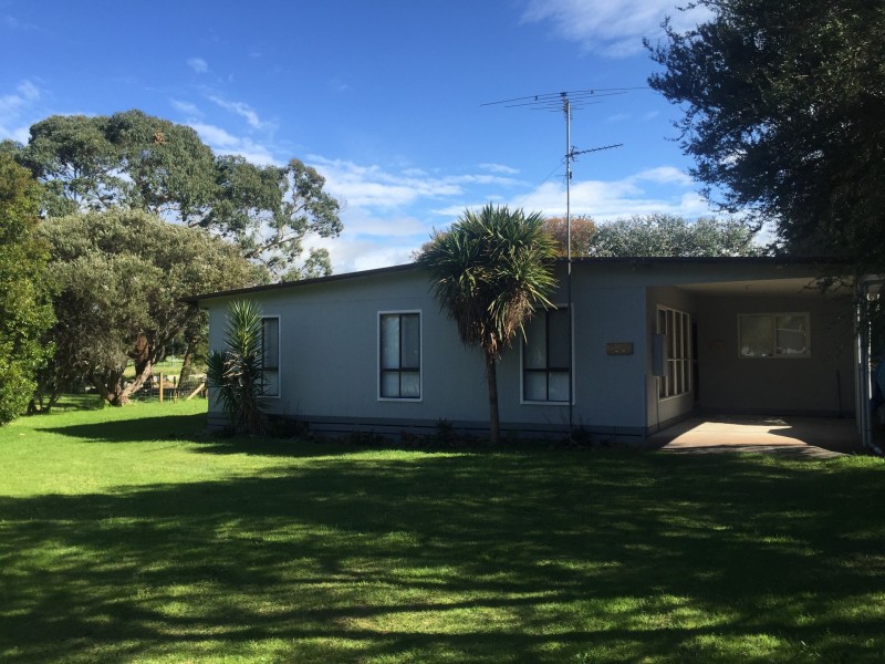 25 Lohr Avenue, Inverloch VIC 3996