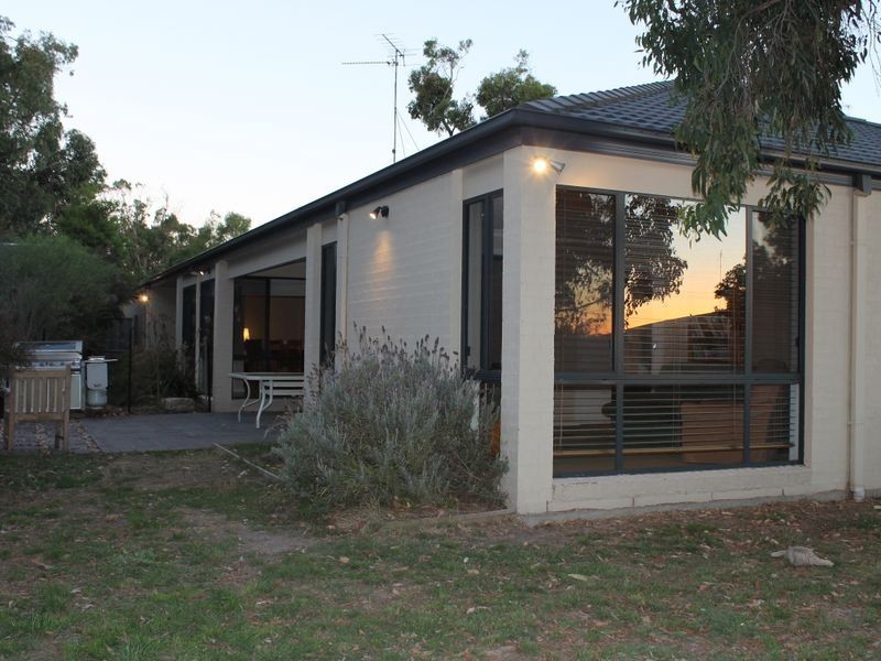 56 Woodland Heath Drive, Inverloch VIC 3996