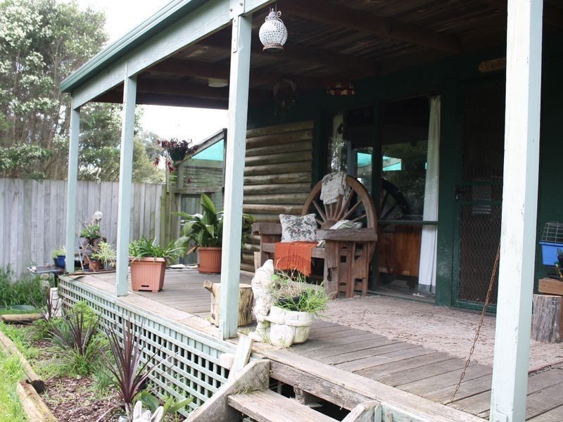 75 Wonthaggi Road, Inverloch VIC 3996