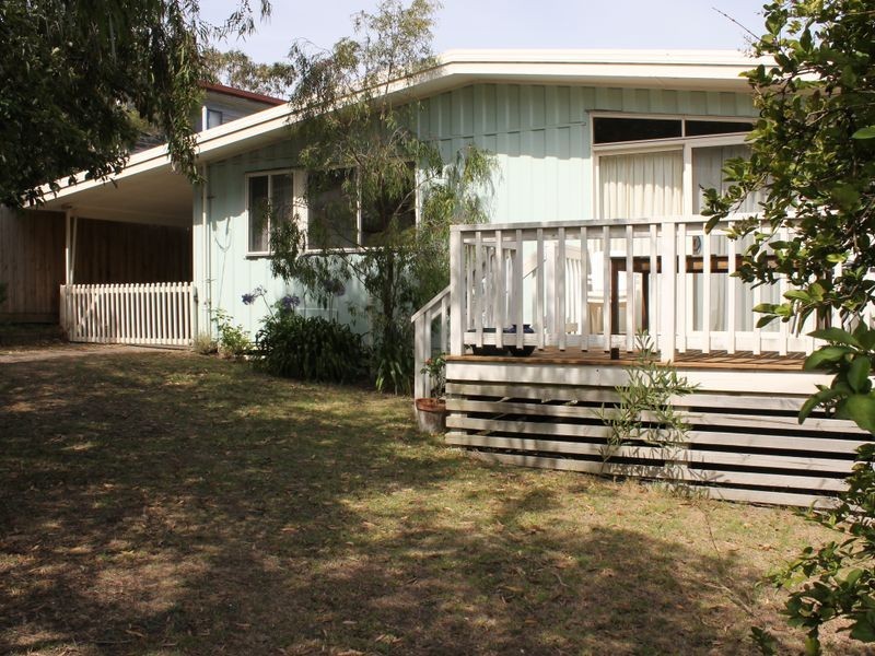 12 Pier Road, Inverloch VIC 3996