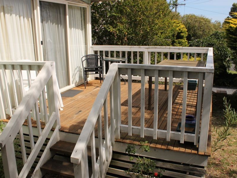 12 Pier Road, Inverloch VIC 3996