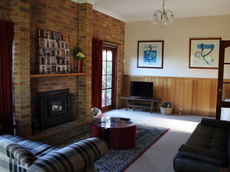 71 The Esplanade, Inverloch VIC 3996