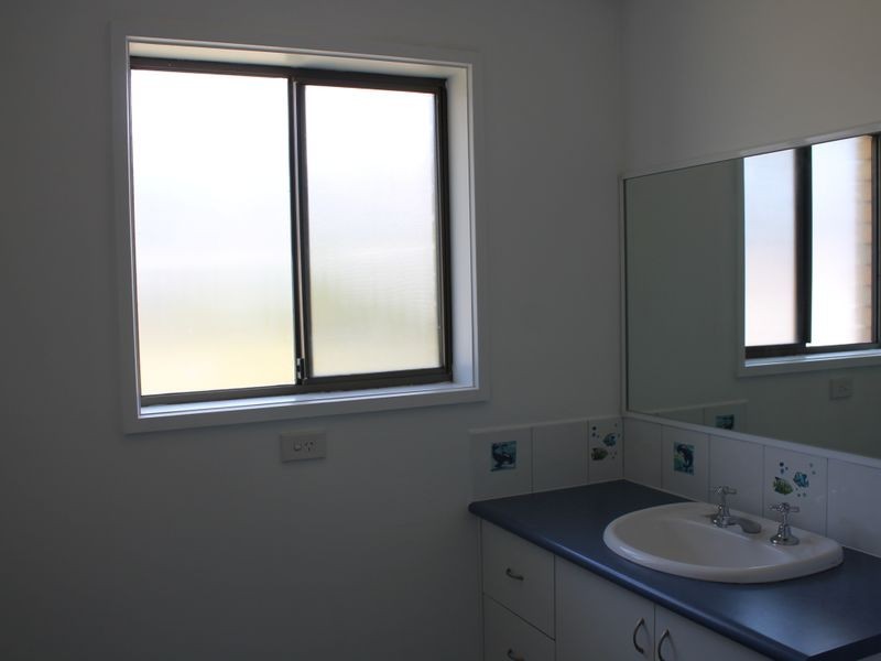 75 Sandymount Avenue, Inverloch VIC 3996