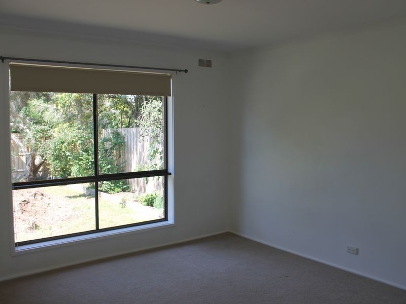 75 Sandymount Avenue, Inverloch VIC 3996