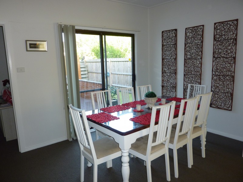 2/36 Powlett Street, Inverloch VIC 3996