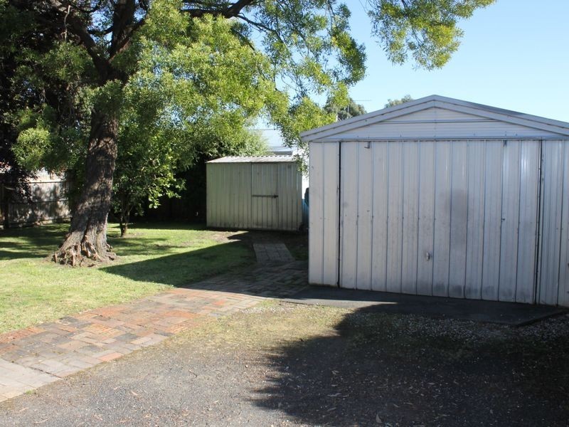 13 Wilson Avenue, Inverloch VIC 3996