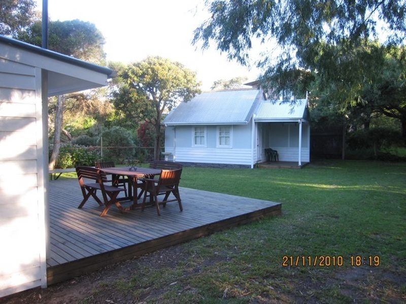 28 Lohr Avenue, Inverloch VIC 3996