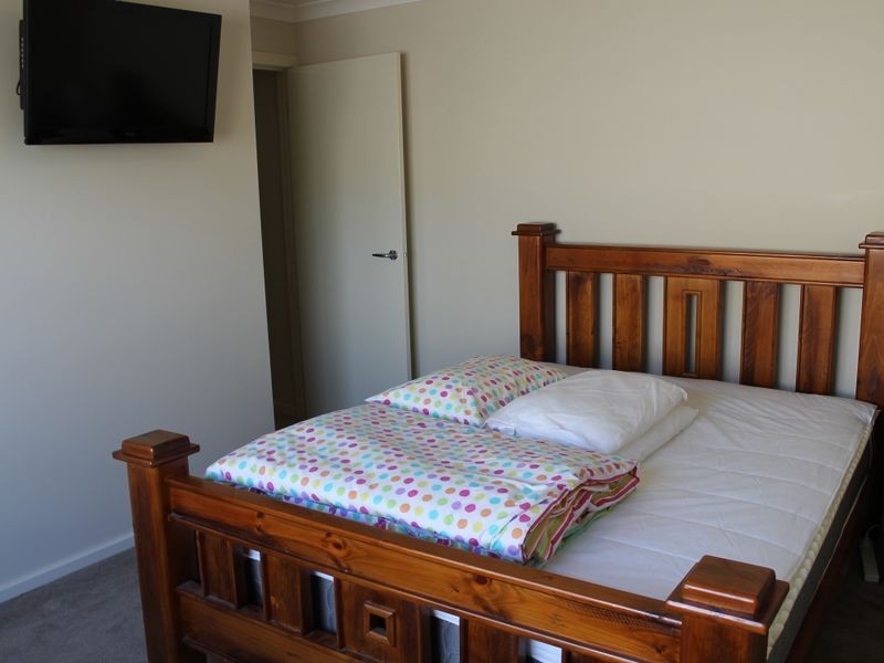 8 Messmate Terrace, Inverloch VIC 3996